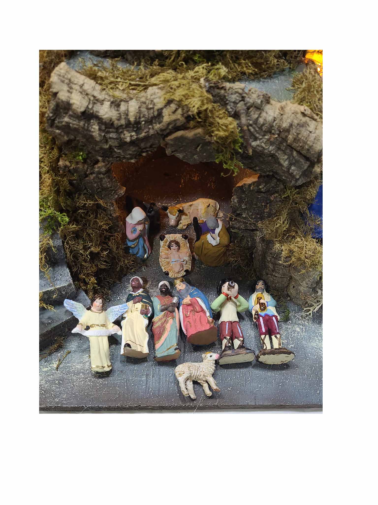 Presepe completo illuminati 115x75x70 (45,27x29,52x27,55 Inch) con